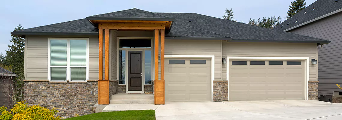 Repair Shaky Garage Door When Closing in North Miami, Florida