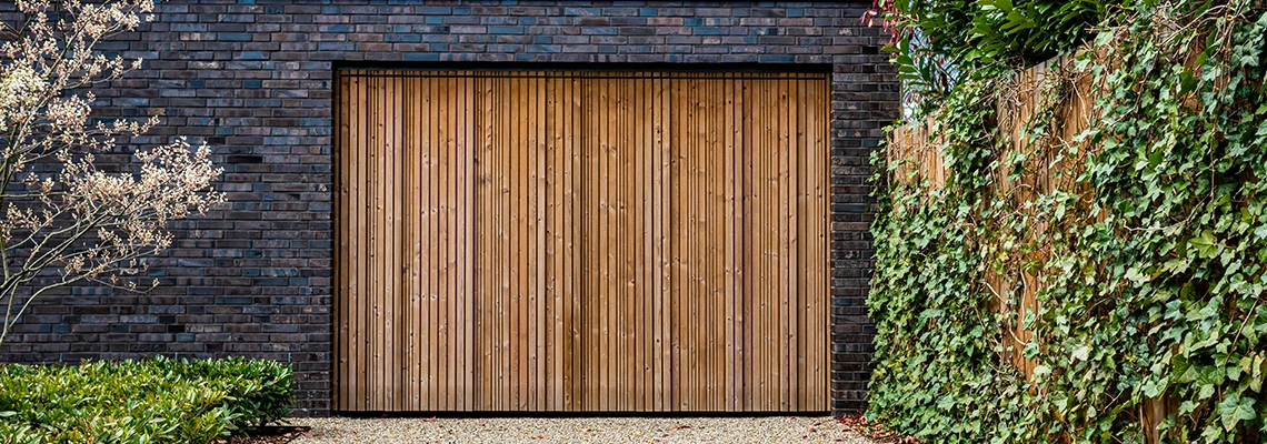 Amarr Traditional Garage Doors Tracks Repair in North Miami